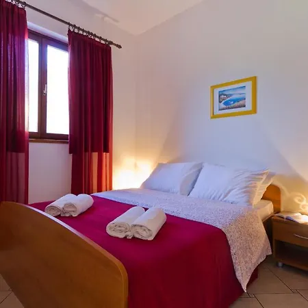 Apartment Filip & Tara *