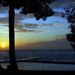 Filip & Tara アパート