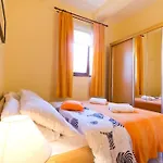 Filip & Tara アパート *