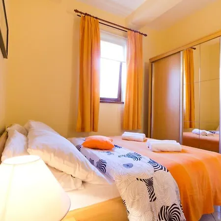 Filip & Tara Apartman *