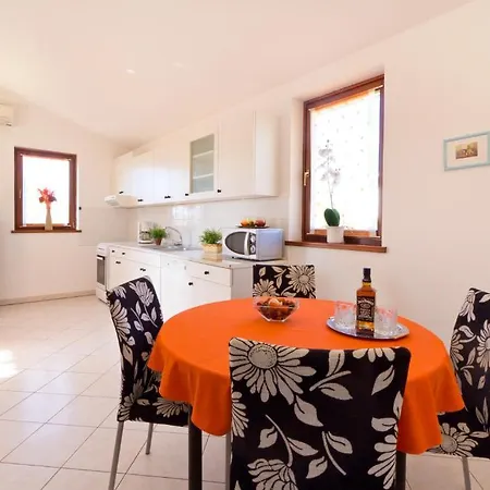 Filip & Tara Apartman